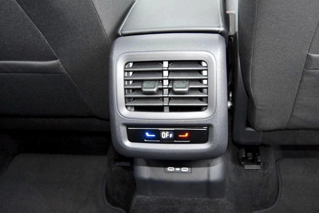 T-Roc 1.5 eTSI 110 kW Life, 5 J. Garantie ab EZ